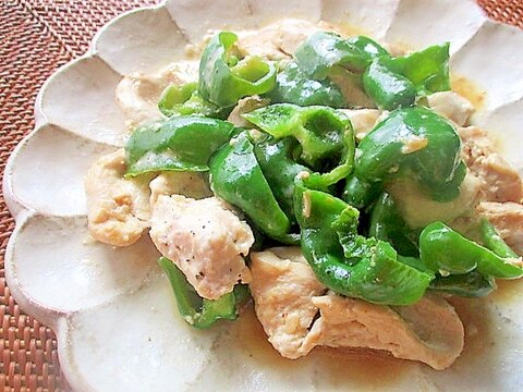 鶏むね肉とピーマンの塩麹チーズ炒め